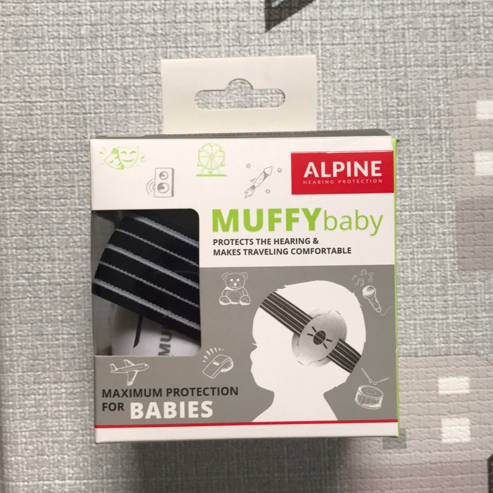 Brand new muffybaby alpine earmuffs headphones baby hearing protection